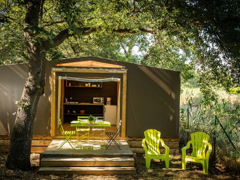 Tente en toile et en bois 4 personnes - MAORI (sans sanitaires)