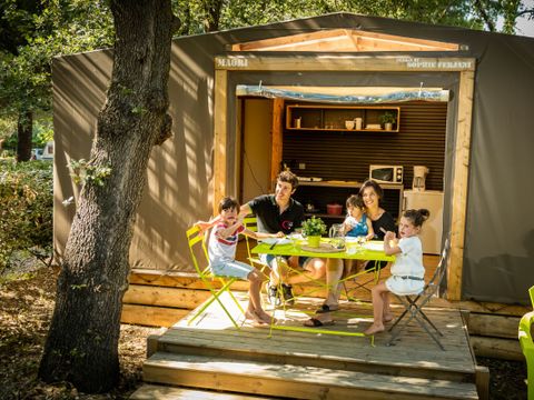 Tente en toile et en bois 4 personnes - MAORI (sans sanitaires)