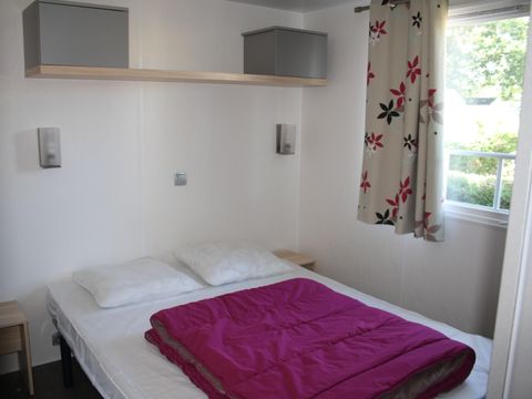 MOBILHOME 6 personnes - 3 chambres / CONFORT (CLIM + PERGOLA + PLANCHA)