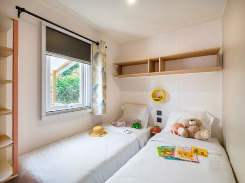 MOBILHOME 6 personnes - Comfort | 3 Ch. | 6 Pers. | Terrasse surélevée | Clim. | TV