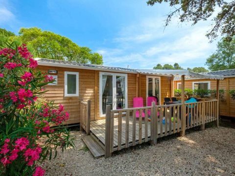 MOBILHOME 6 personnes - Comfort XL | 2 Ch. | 4/6 Pers. | Terrasse surélevée | Clim. | TV