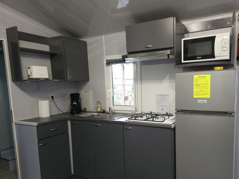 MOBILHOME 5 personnes - Mobil home "VOLTINIA" -Climatisé/TV-2 chambres- 5 personnes max (Bébé compris) 4/5 pers
