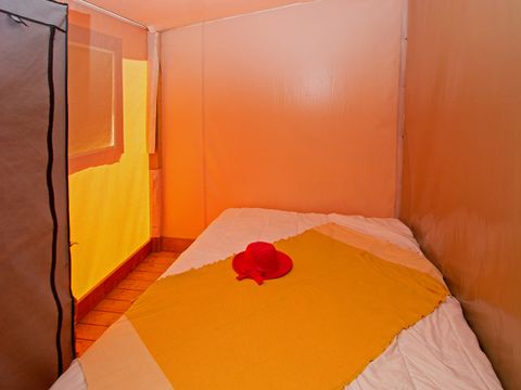 TENTE TOILE ET BOIS 5 personnes - Lodge sans sanitaires