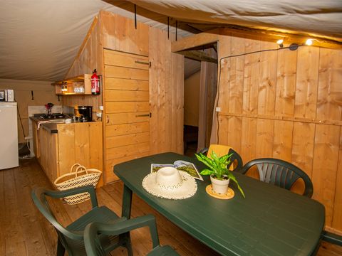 TENTE TOILE ET BOIS 5 personnes - Tente lodge premium avec sanitaires 5 personnes