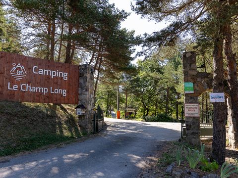 Camping Le Champ Long - Camping Isère