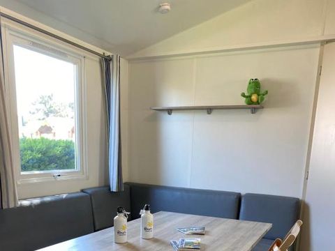 Mobilhome 6 personnes - Premium 32m² - 3 chambres - Terrasse semi-couverte - Clim+lave-vaisselle+draps+serviettes - Coté plage
