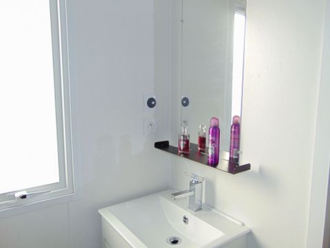 MOBILHOME 4 personnes - Le bleu lagon Contemporain