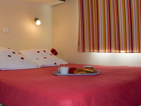 MOBILHOME 4 personnes - Le bleu lagon Contemporain