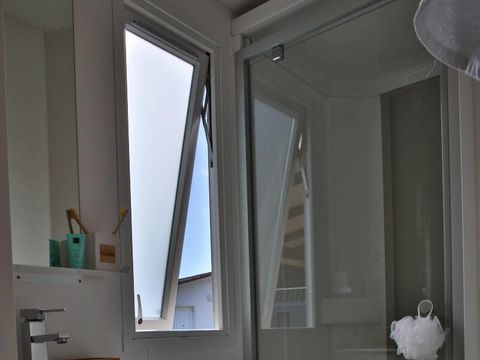 MOBILHOME 5 personnes - Bleu Lagon Duo Contemporain 3 Pièces 5 Personnes