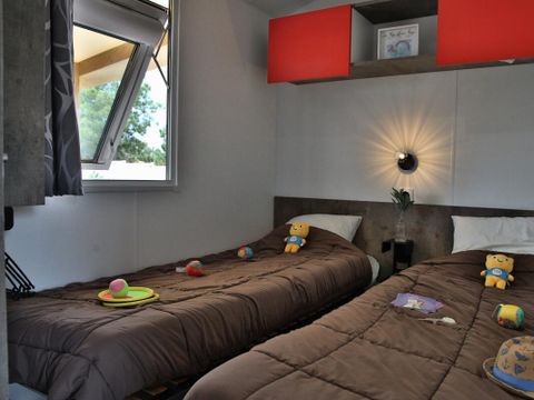 MOBILHOME 4 personnes - Bleu Lagon Duo Authentique PMR 3 Pièces 4 Personnes + TV