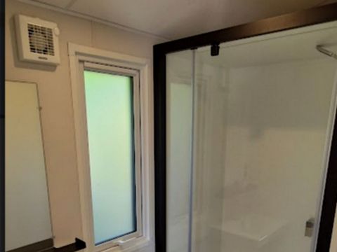 MOBILHOME 4 personnes - Confort + 2 chambres 4 personnes Samedi 