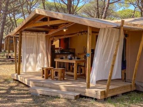 Tente en toile et en bois 4 personnes - LODGE sans sanitaires