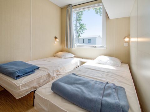 MOBILHOME 8 personnes - CONFORT - TV