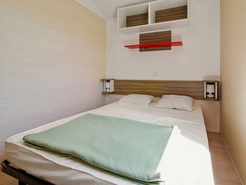 MOBILHOME 8 personnes - Classique - TV