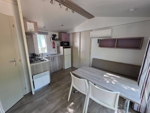 MOBILHOME 4 personnes - Comfort | 2 Ch. | 4 Pers. | Terrasse simple | Clim.