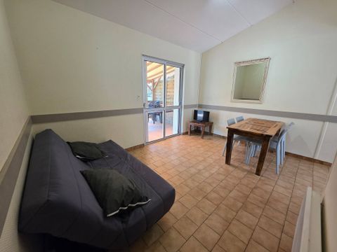 APPARTEMENT 6 personnes - Appartement | 2 Ch. | 4/6 Pers. | Terrasse surélevée | 1 SDB | TV