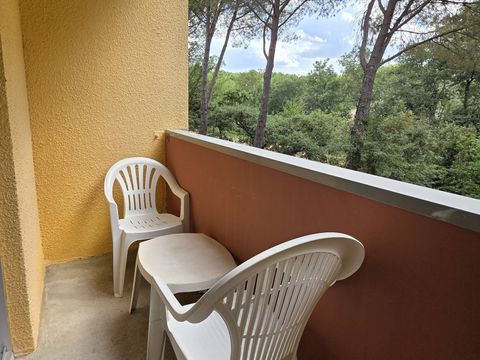 CHAMBRE 2 personnes - Terrasse surélevée | 1 SDB | TV