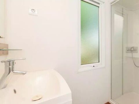 MOBILHOME 6 personnes - Mobil-home | Comfort | 3 Ch. | 6 Pers. | Terrasse surélevée | Clim. | TV