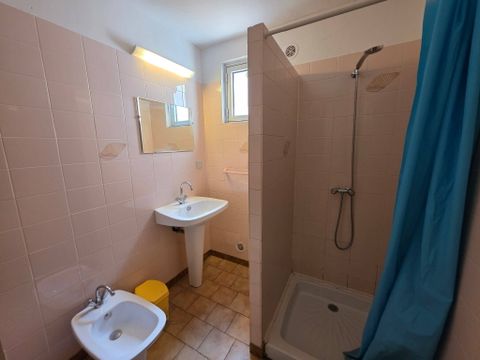 APPARTEMENT 6 personnes - Appartement | 2 Ch. | 4/6 Pers. | Terrasse surélevée | 1 SDB | Clim. | TV