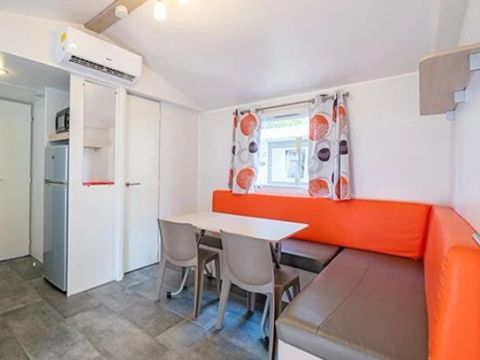 MOBILHOME 4 personnes - Mobil-home | Classic XL | 2 Ch. | 4 Pers. | Terrasse surélevée | Clim.