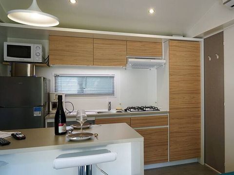BUNGALOW 4 personnes - Mobil-home | Comfort | 2 Ch. | 4 Pers. | Terrasse surélevée non couverte