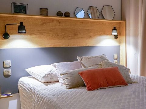 BUNGALOW 4 personnes - Mobil-home | Comfort | 2 Ch. | 4 Pers. | Terrasse surélevée non couverte