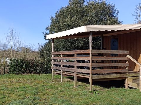 Emplacement - Emplacement privilège avec sanitaire privé 2 pers.