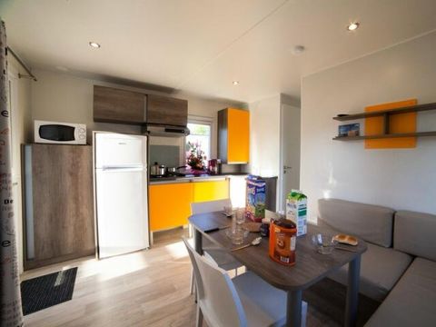 MOBILHOME 5 personnes - Confort 3 Pièces 4/5 Personnes + TV
