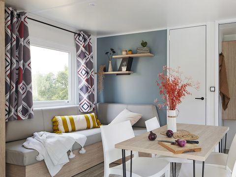 MOBILHOME 8 personnes - PRESTA + 40m² - 4 chambres 2 SdB TV + clim