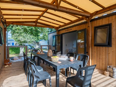 MOBILHOME 12 personnes - PRESTA+ 60m² Tribu 6 chambres 2 SdB TV + clim