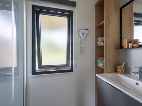 MOBILHOME 6 personnes - Prestige  2 SdB, 1 Jacuzzi