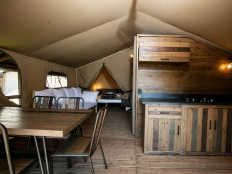 Tente en toile et en bois 5 personnes - KENYA