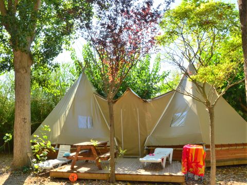 Hébergement 6 personnes - Double Tipi (sans sanitaires)