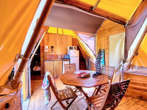 Hébergement 6 personnes - Double Tipi (sans sanitaires)