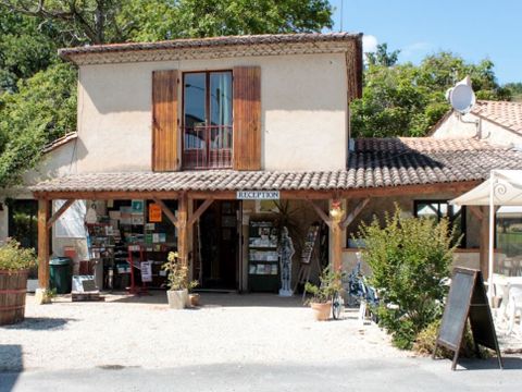 Camping du Pont De Vicq en Perigord - Camping Dordogne - Image N°7