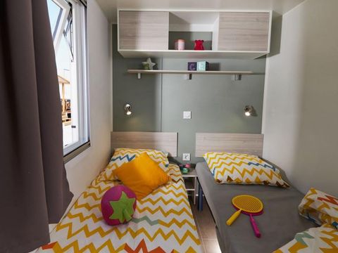 MOBILHOME 6 personnes - Premium 35m² 3 chambres, Clim, Tv, lave-vaisselle
