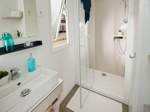 MOBILHOME 6 personnes - Homeflower Premium 33 m² 3 chambres Clim, Tv, lave-vaisselle