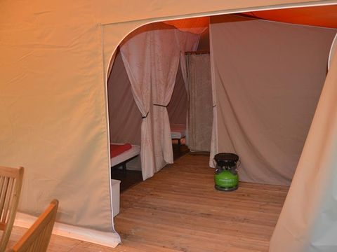 Tente en toile et en bois 6 personnes - Lodge Canada Confort - 6p-3 chambres - 35m² - Sans sanitaires