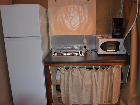 Tente en toile et en bois 6 personnes - Lodge Canada Confort - 6p-3 chambres - 35m² - Sans sanitaires