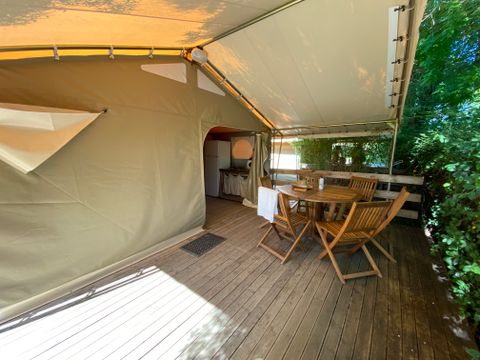 Tente en toile et en bois 6 personnes - Lodge Canada Confort - 6p-3 chambres - 35m² - Sans sanitaires