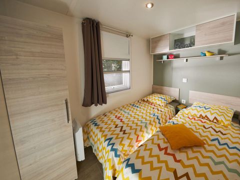 Mobilhome 4 personnes - Homeflower Premium 29 m² - 4p-2 chambres - Clim - Tv - Lave-vaisselle - Terrasse - XXL