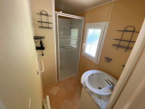 MOBILHOME 4 personnes - Mobil-home Confort 32m² (4p-2ch), Clim, TV