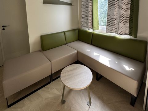 MOBILHOME 8 personnes - Mobil-home Premium Tribu 40m² (8p-4ch), Clim, TV, lave-vaisselle, plancha, Nespresso