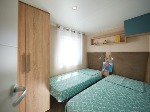 MOBILHOME 4 personnes - Mobil-home Luxe 40m² (4p-2ch), Clim, Tv, Lv, lit 160,volets roulants, plancha, Nespresso