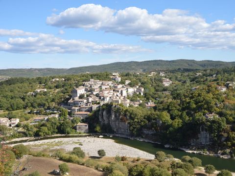 Flower Camping Saint Amand - Camping Ardèche - Image N°22