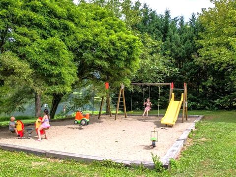  Camping Le Lac de Laval-de-Cère - Camping Lot - Image N°21