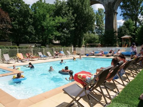 Camping les Rives d'Auzon - Camping Ardèche