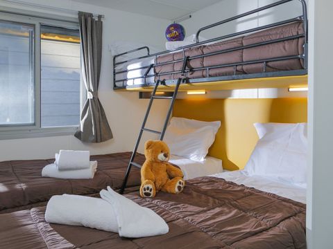 MOBILHOME 5 personnes - hu Stay Premium	Chalet 