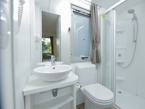 MOBILHOME 5 personnes - hu Stay Premium	Chalet 