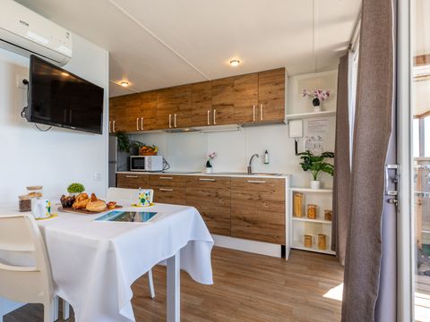 LODGE 4 personnes - Supérieur Face au Lac